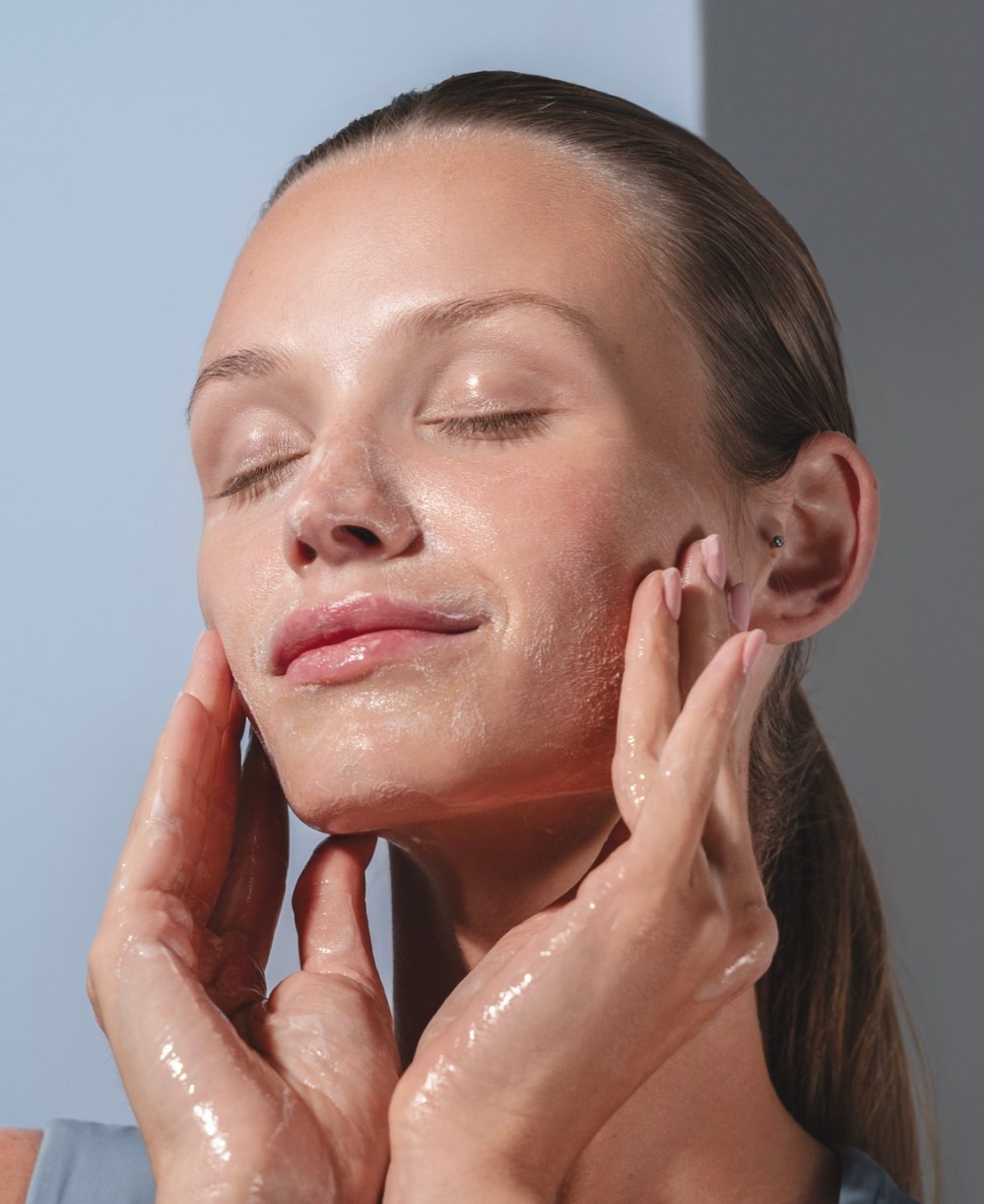 Gentle Hydrating Cleanser